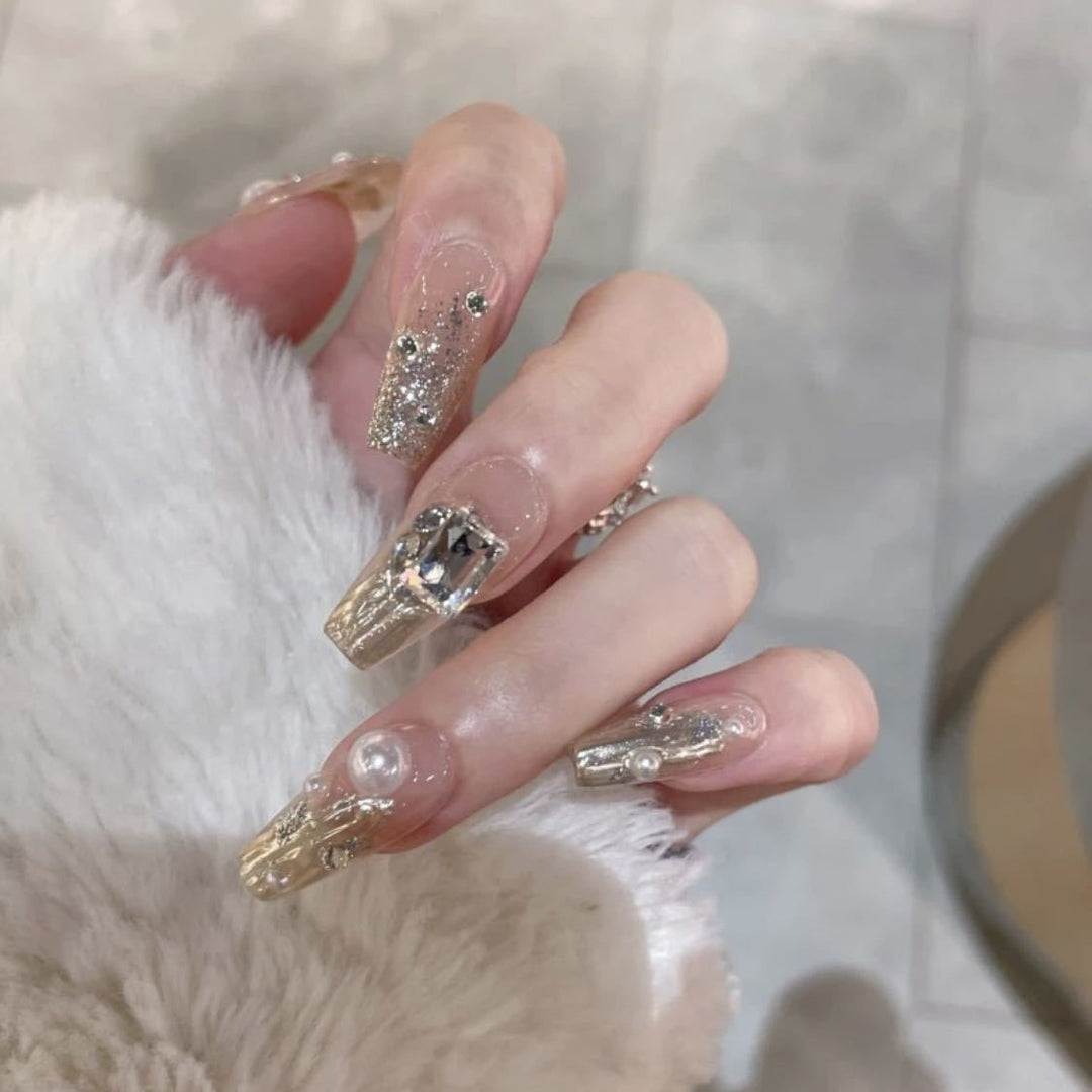 Glamorous Decorative Press-On Nail Art Set Kalsten