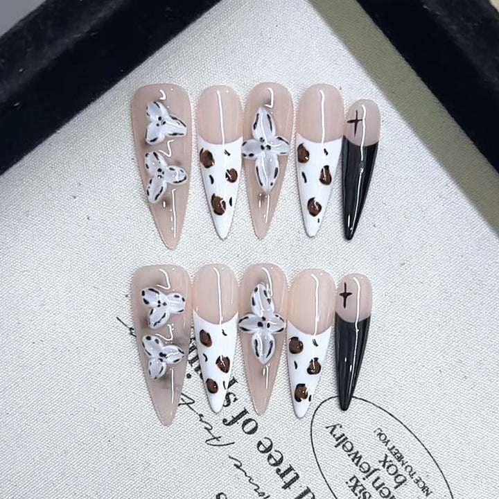 Artistic Press-On Nail Design Set Kalsten