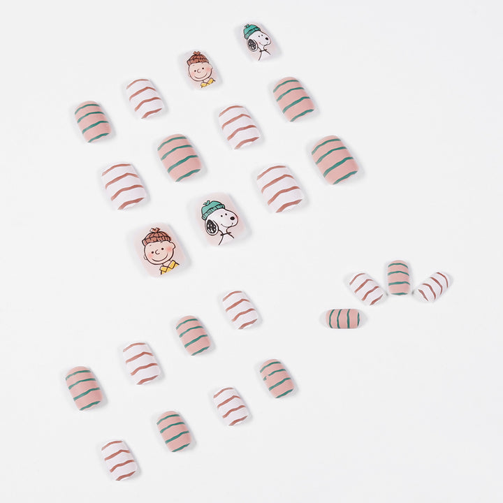 Artificial artificial nails with playful mascot design Kalsten