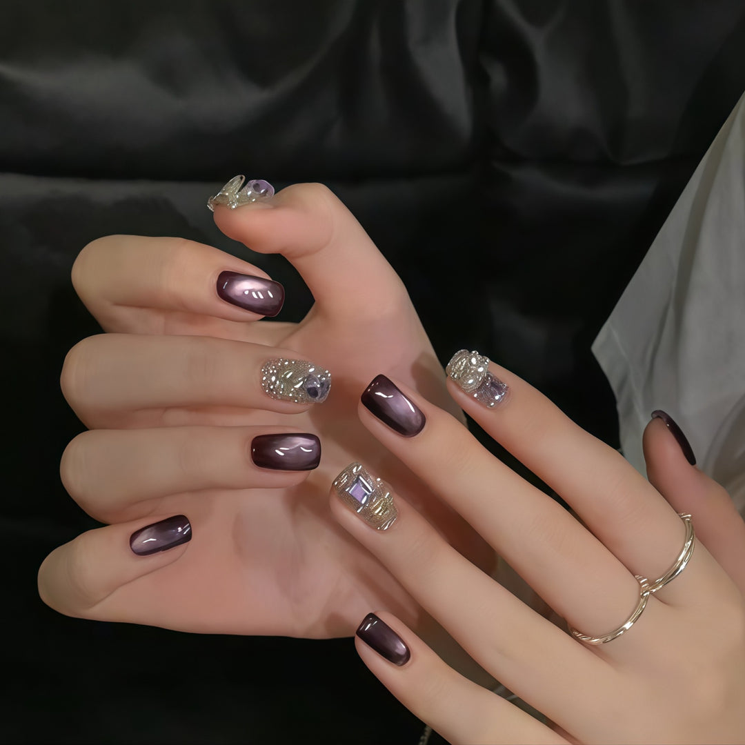 Artifical nails with glamorous effects Kalsten