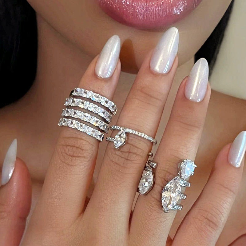 Elegant Rhinestone Ring Set Kalsten