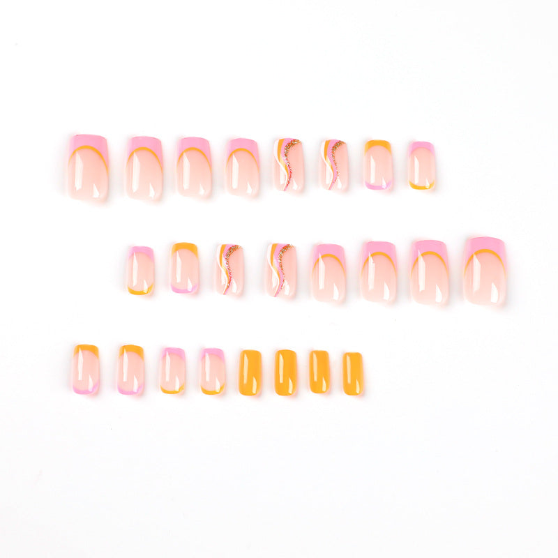 Artificial Nail Art with Trendy Gradient Kalsten