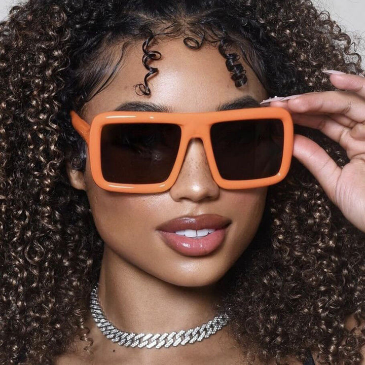 Women's sunglasses in a modern, rectangular design with high UV protection function Kalsten