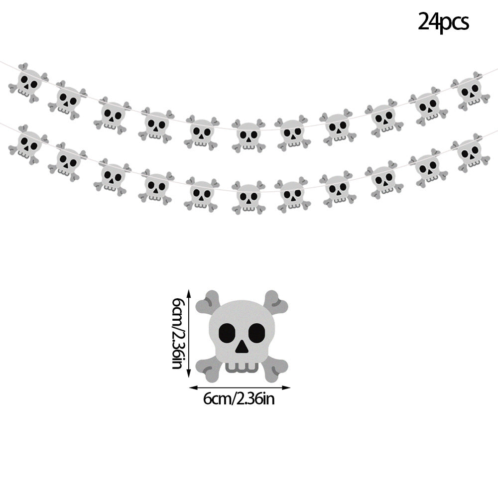Hanging Halloween garland made of felt with spider and spider web appliqués