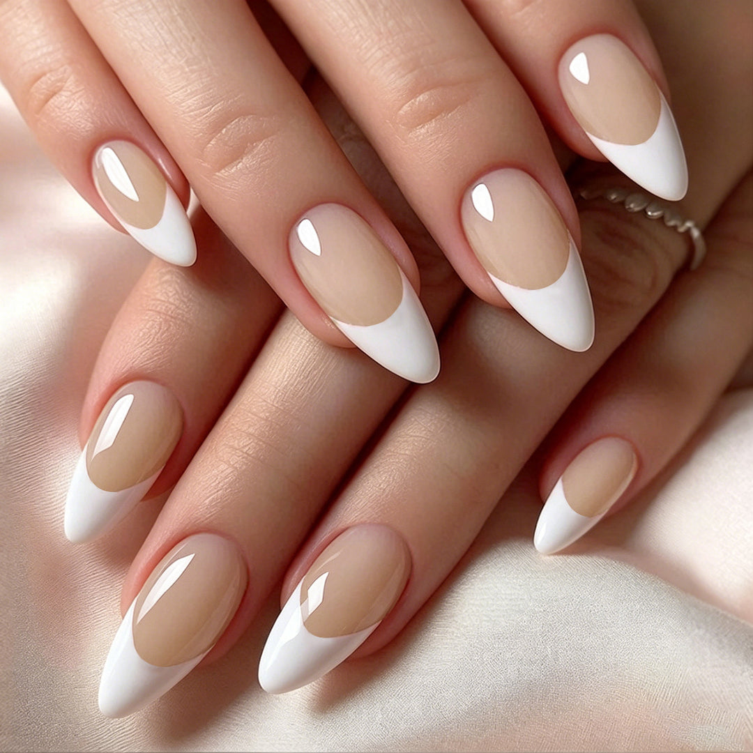 Stylish artificial nails with elegant tips Kalsten