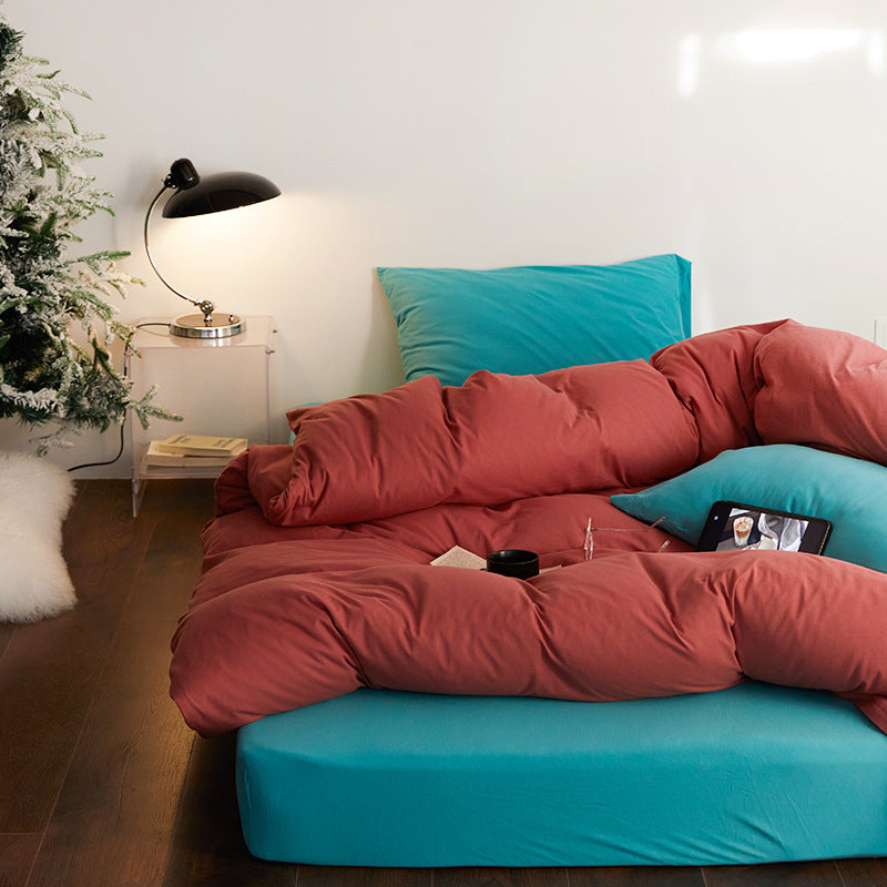 Comfort all-season duvet with breathable hollow fiber filling and jersey fitted sheet set