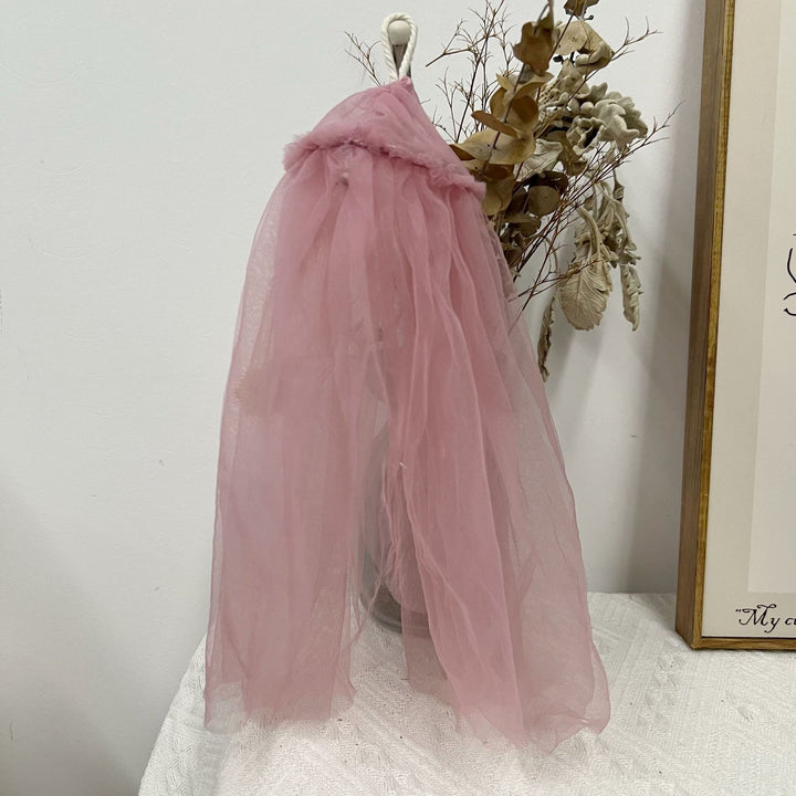 Layered Tulle Chapel-Length Bridal Veil with Gathered Comb