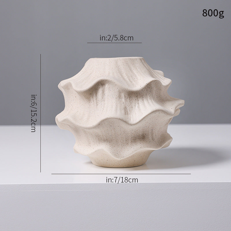 Decorative Fluid-Shape Ceramic Kalsten