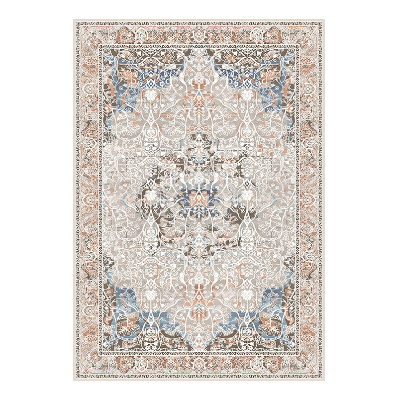 Vintage-Inspired Ornate Area Rug