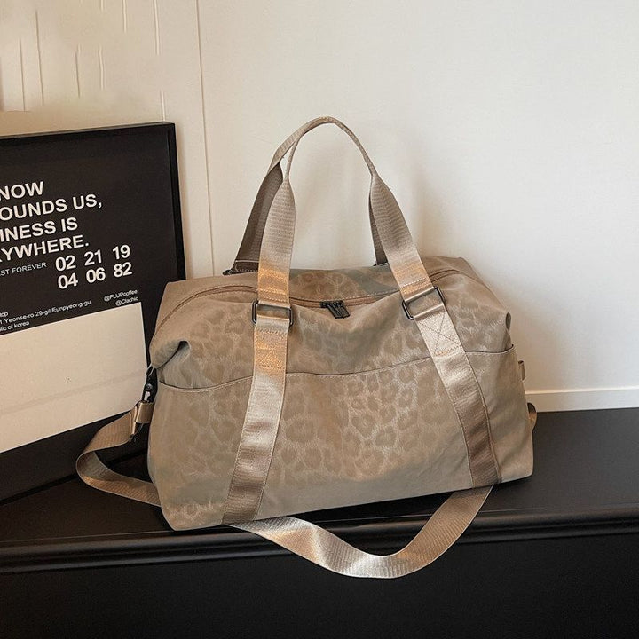 Lightweight Weekend Duffle Bag Kalsten