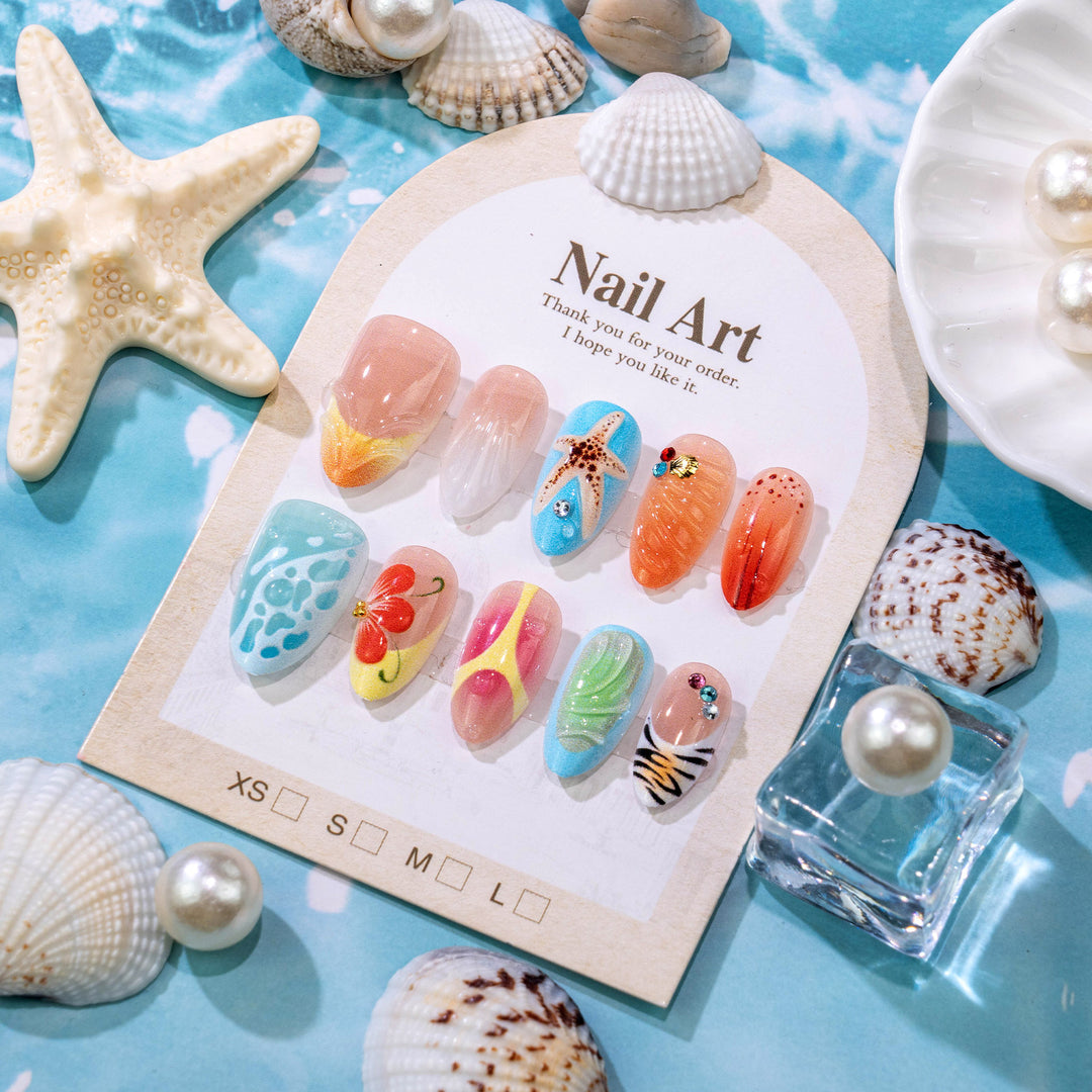 Artistic Beach-Themed Press-On Nail Set Kalsten