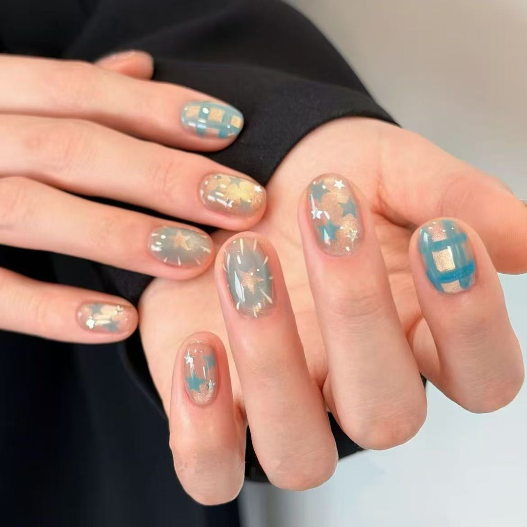 Cute Character Press-On Nail Art Set Kalsten