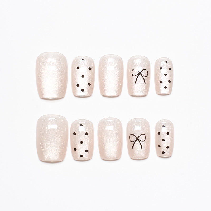 Chic Minimalist Press-On Nail Set Kalsten