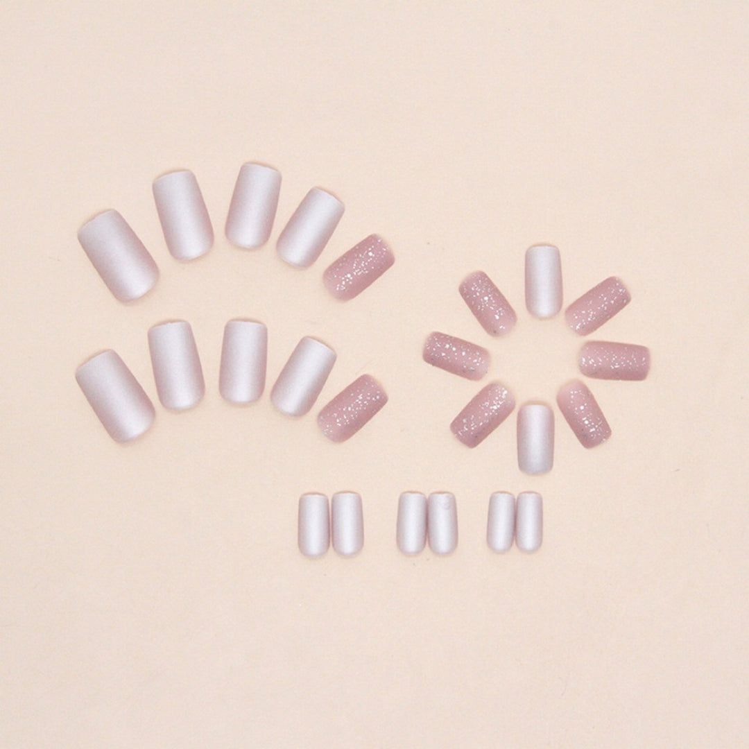 Glitter Finish Nail Art Kalsten
