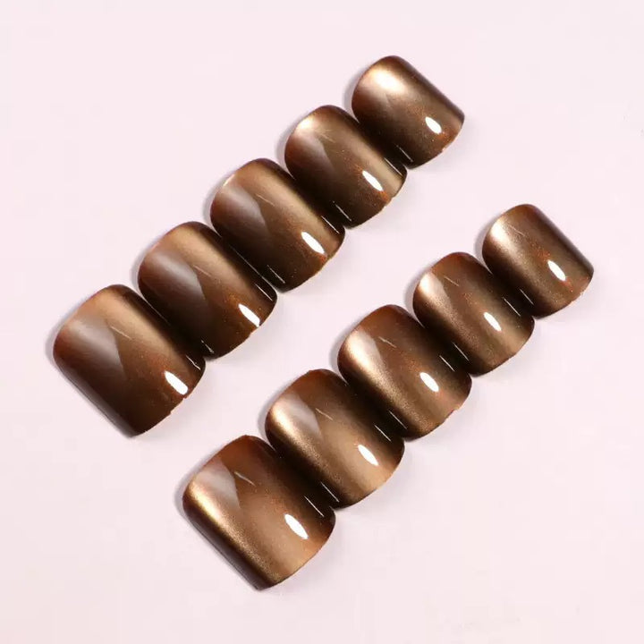 Artificial nail set with luxurious shine and elegant 3D details Kalsten