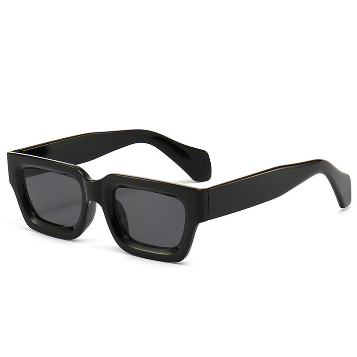 Women's trendy sunglasses with sturdy and transparent frame Kalsten