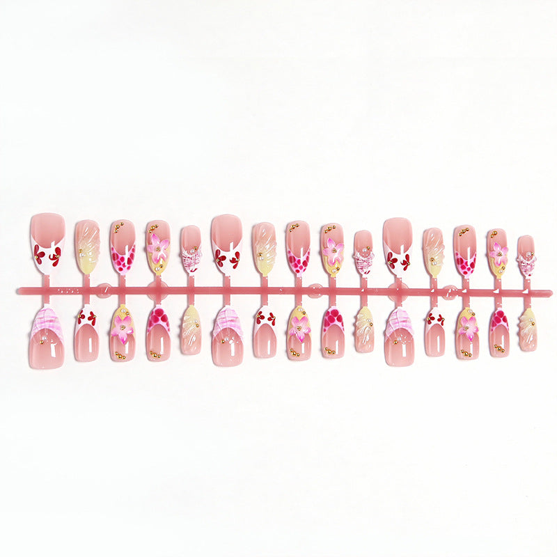 Artificial Nail Set with Floral and Glamorous Decorations Kalsten