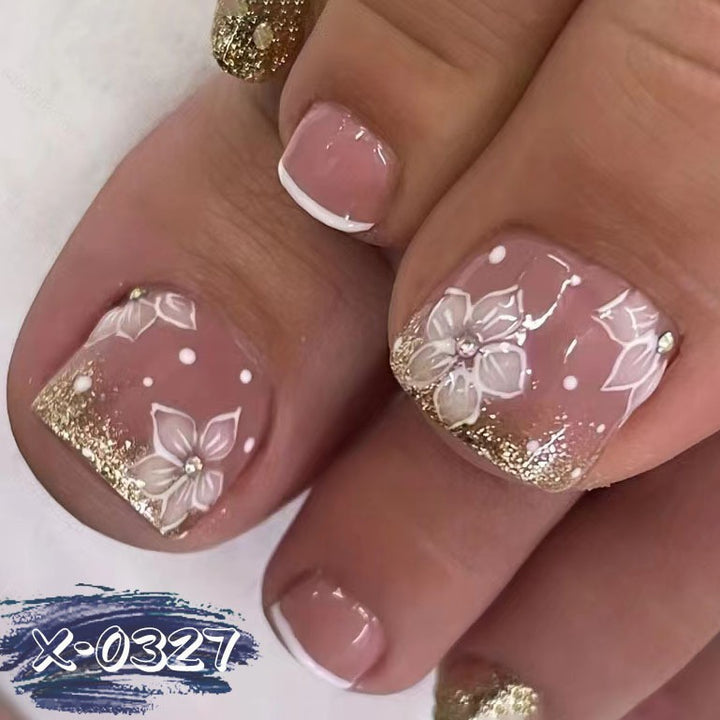 Elegant Floral Gel Nail Art