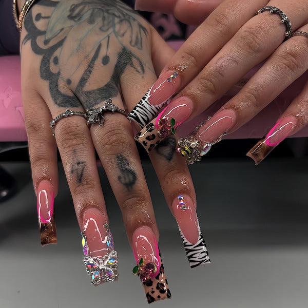 Decorative Long Press-On Nail Extensions Kalsten