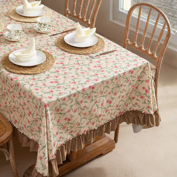 Tablecloth with floral vintage print look and gathered frill Kalsten