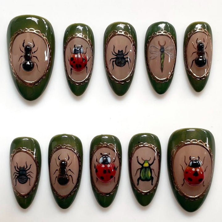 Artistic Nail Design Kalsten