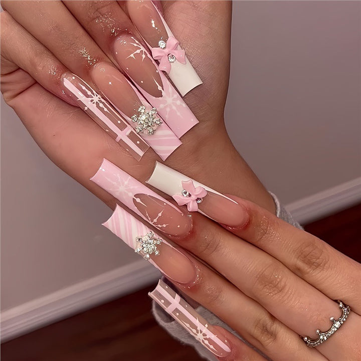 Festive Holiday Nail Art Kalsten