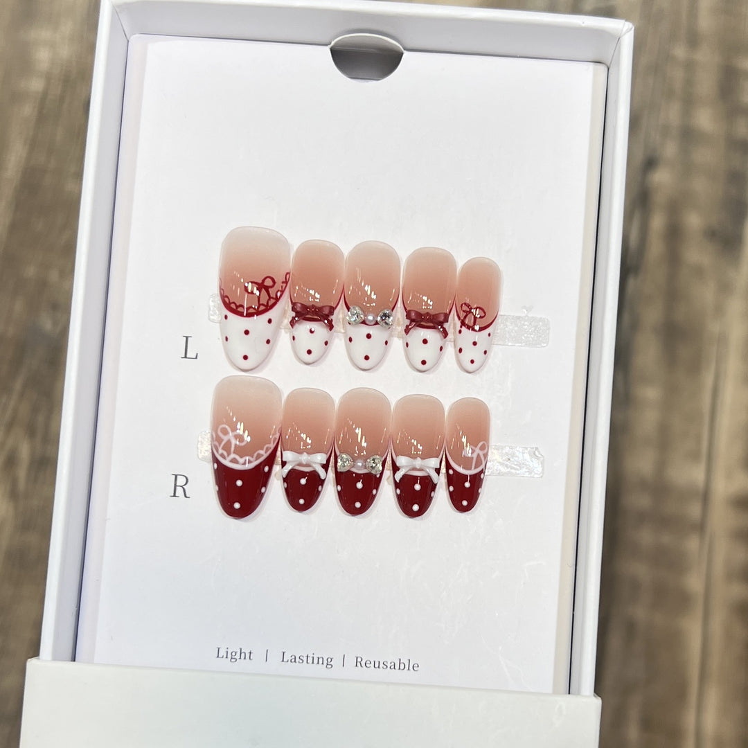 Elegant Reusable Press-On Nails with Artistic Details Kalsten