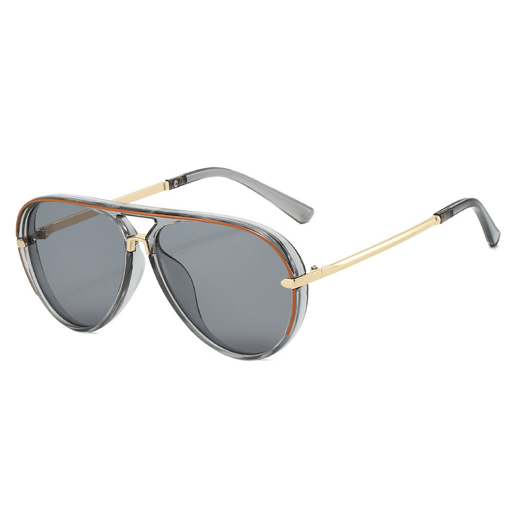 Elegant Aviator Sunglasses with Gold Accents Kalsten