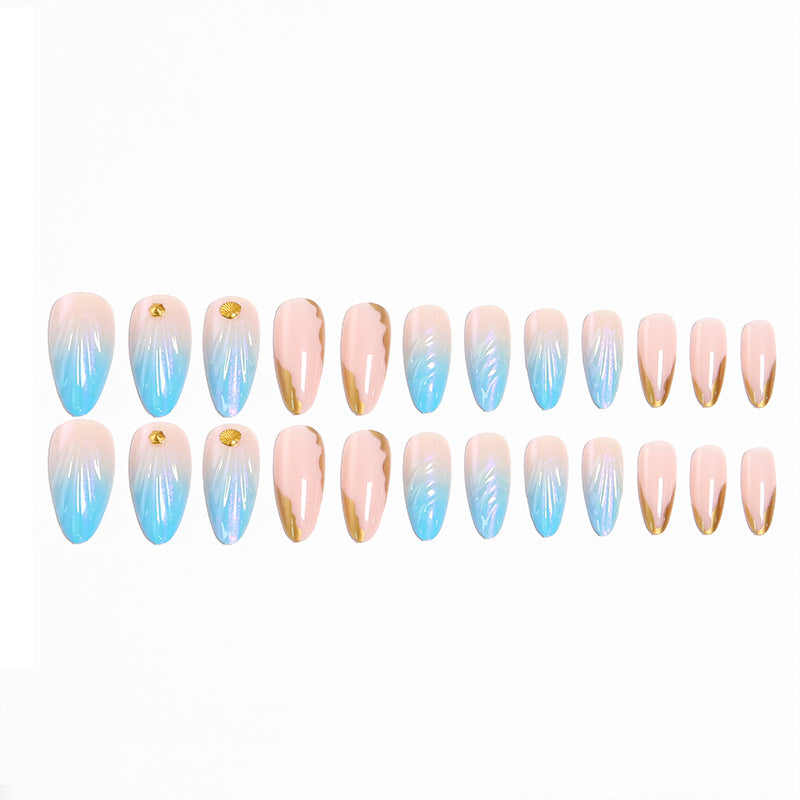 Artificial nails with elegant gradient and golden accents Kalsten