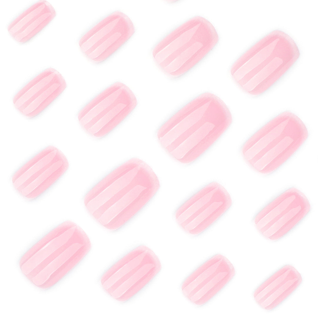Artificial nail extensions with elegant ombre effect Kalsten