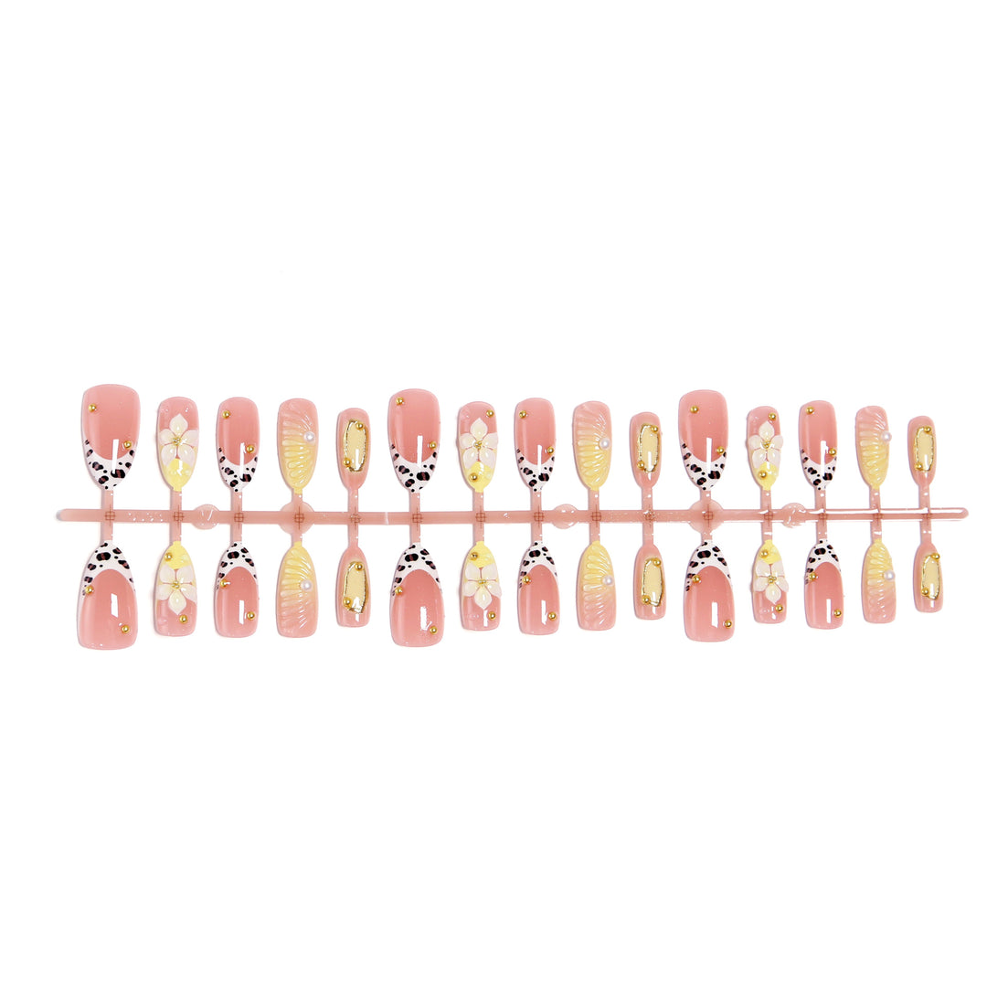 Artificial nail set with floral and golden applications Kalsten