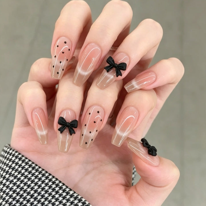 Fashionable Nail Art Kalsten