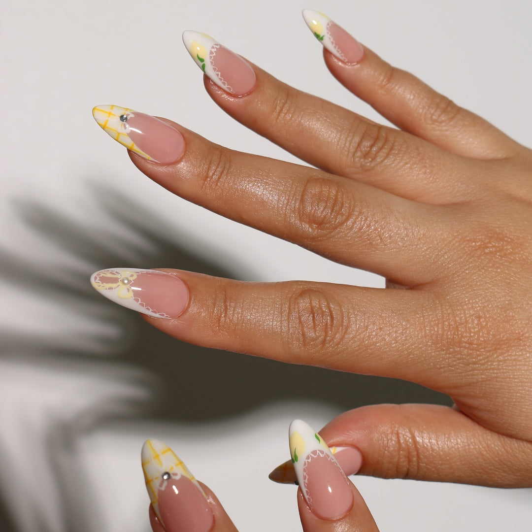 Elegant Press-On Nail Art Set