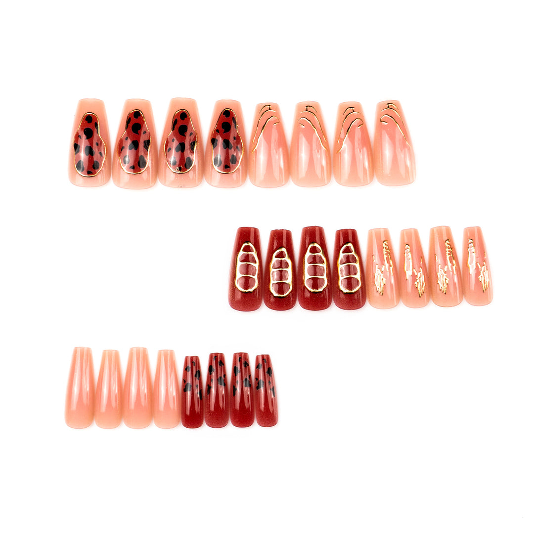 Luxurious Artistic Press-On Nail Art Set