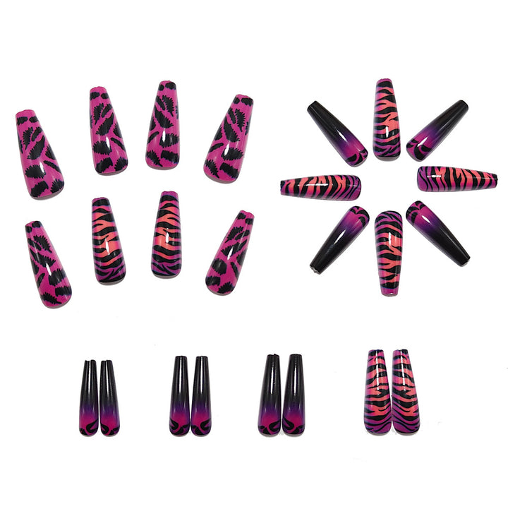 Long Artificial Nails in Trendy Tiger Pattern Kalsten