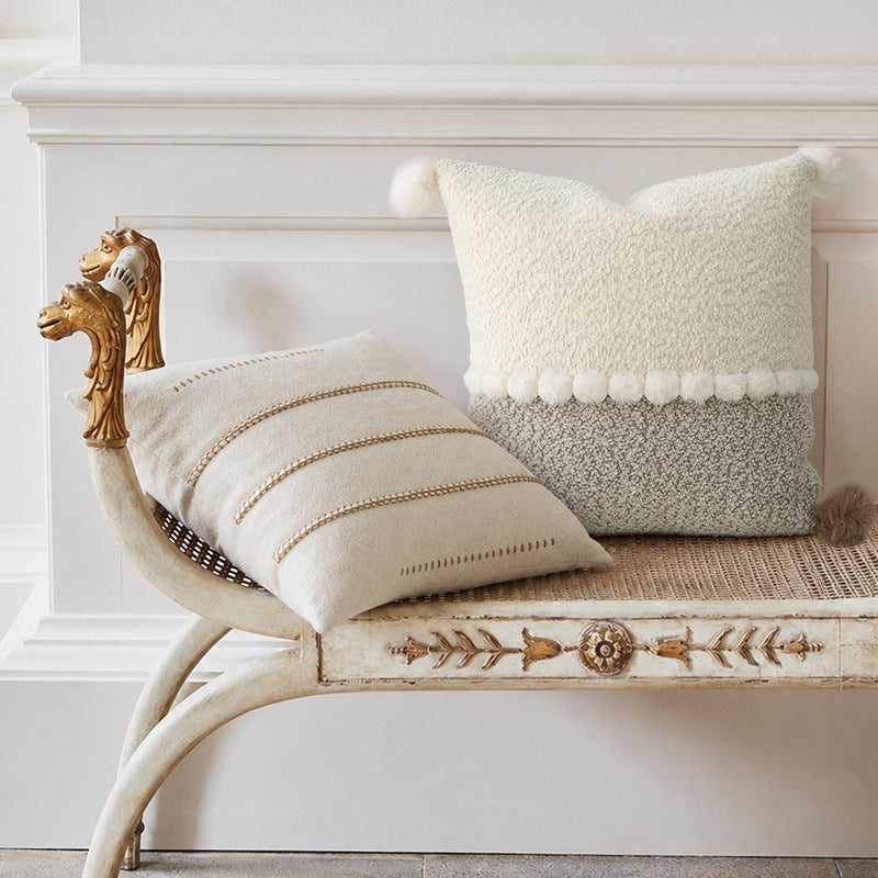 Decorative bouclé pillow with teddy fleece structure and decorative stitching Kalsten