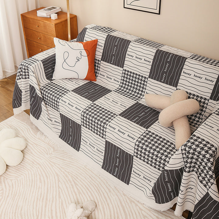 Soft Plush Bunny Pattern Throw Blanket