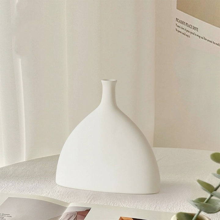 Modern Minimalist Decorative Ceramics