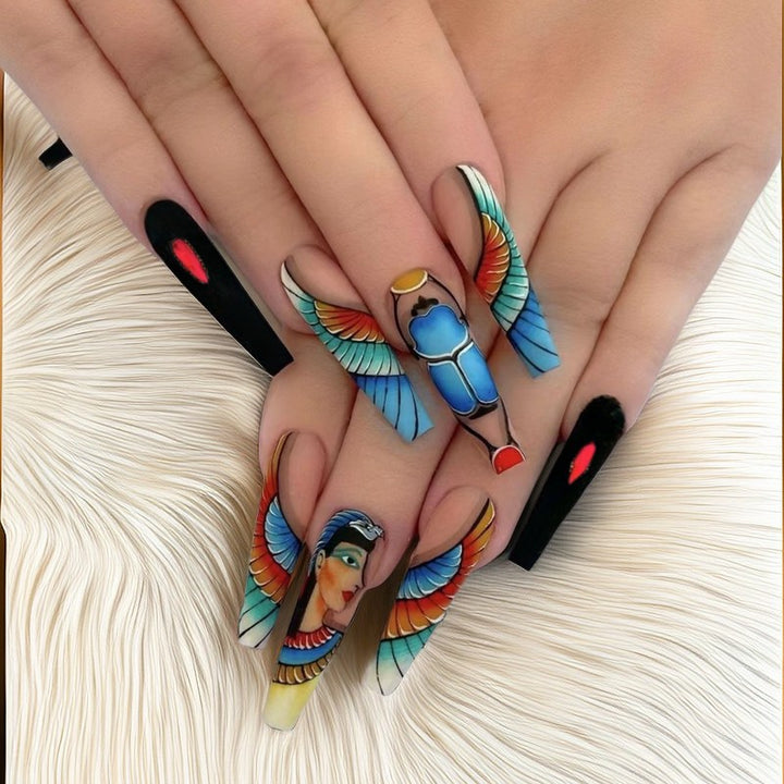 Creative Nail Art with Egyptian Motifs Kalsten