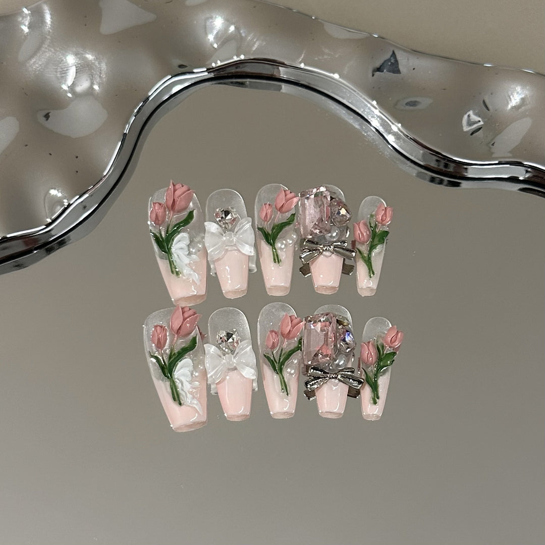 Floral Artisan Press-On Nail Art