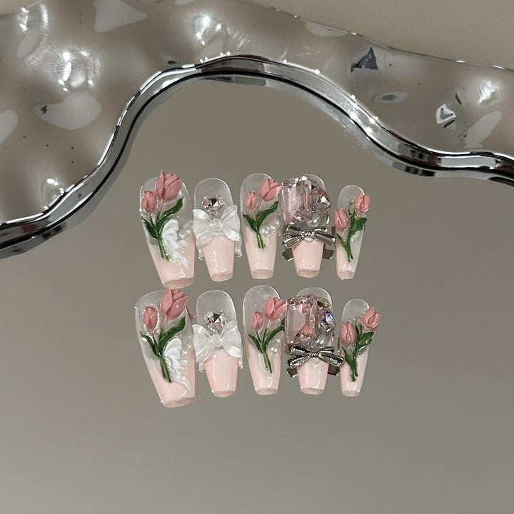 Floral Artisan Press-On Nail Art