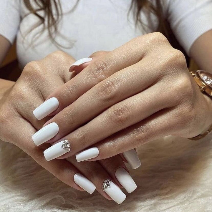 Luxury Press-On Nail Design with Rhinestone Accents Kalsten