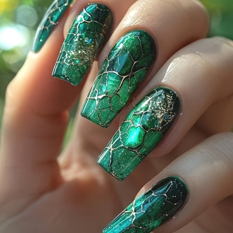 Artificial Nails in Luxurious Marble Effect Kalsten
