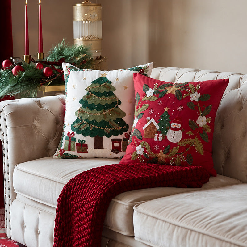 Embroidered Christmas cushion cover with reindeer and pine branch motif Kalsten