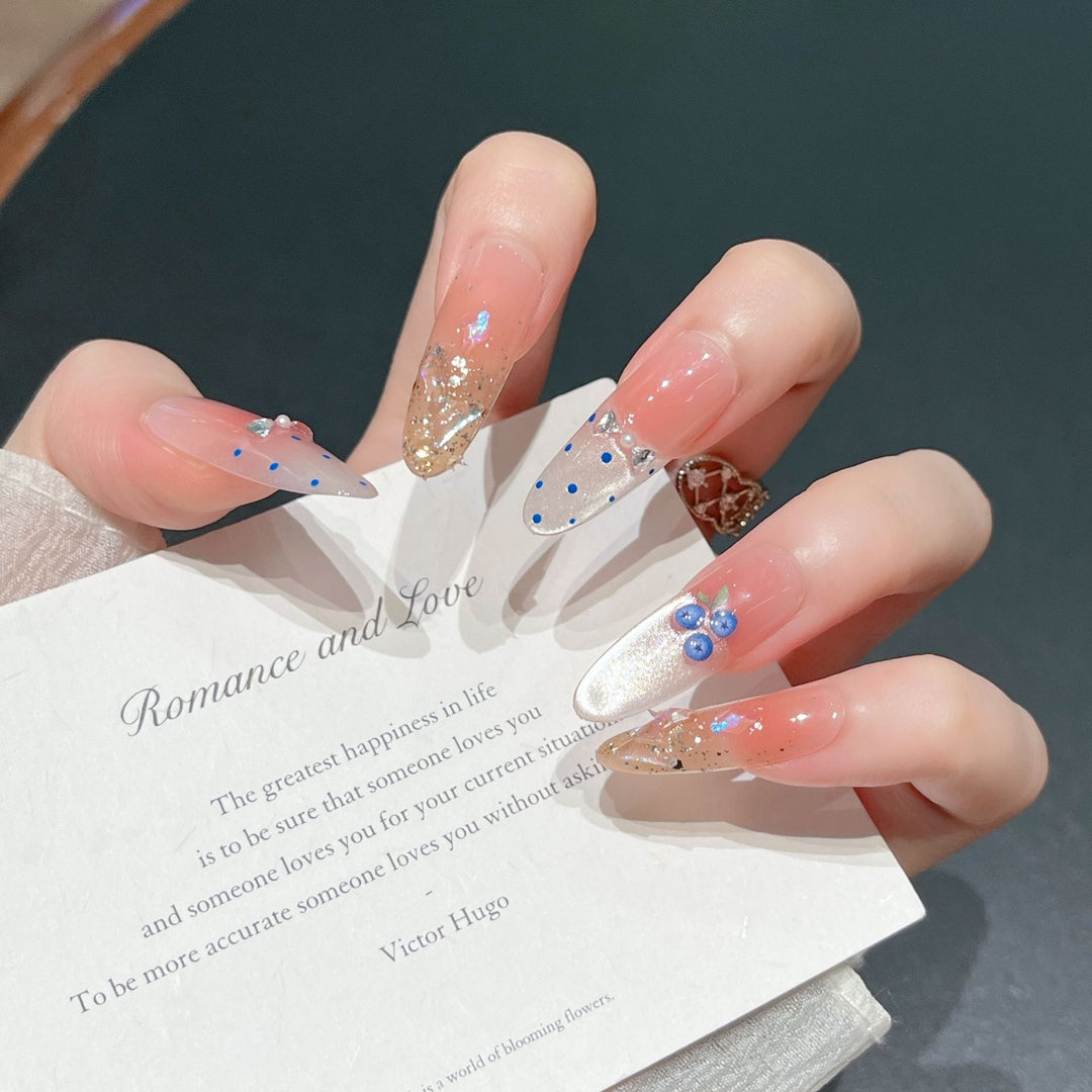 Decorative Glimmering Press-On Nail Art Set Kalsten
