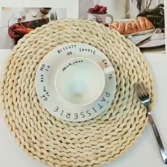 Round Coaster Made of Natural Fiber Kalsten