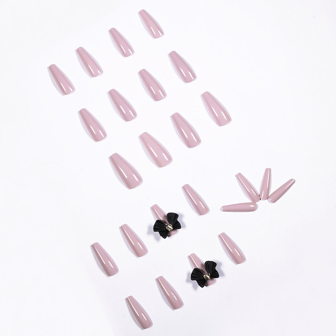 Artful Stiletto Nails with Elegant Decoration Kalsten