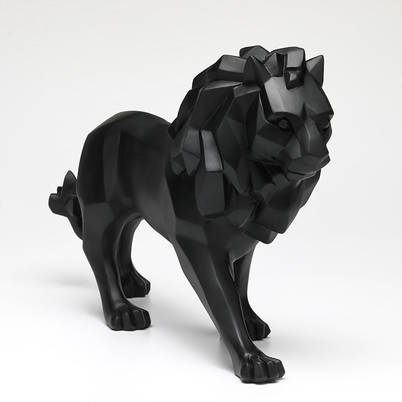 Elegant and modern lion sculpture Kalsten