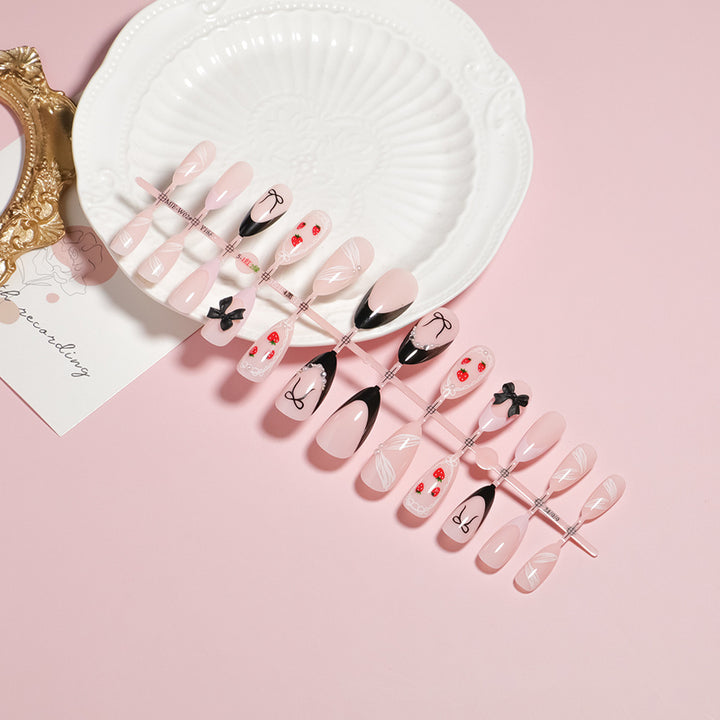 Elegant Floral Accent Press-On Nail Set Kalsten