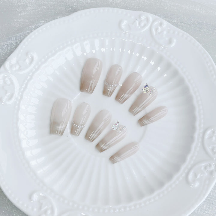 Charming Decorative Press-On Nail Art Set